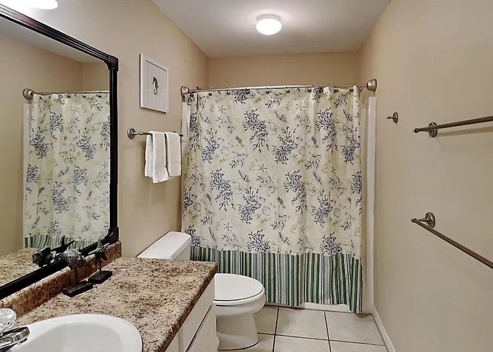 Apartment Three Cs #201 Gulf Shores